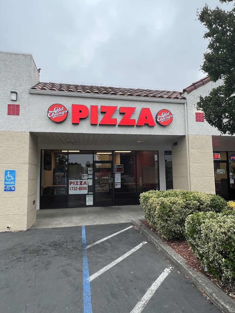 Old Chicago Pizza Delivery & Takeout